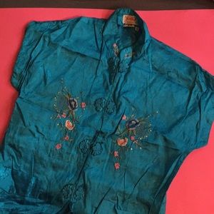 Mandarin collar pretty blue top